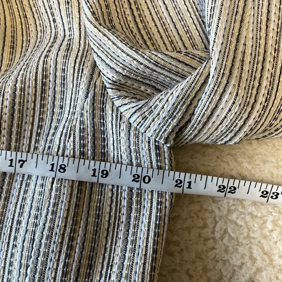 Dana Buchman Blazer - Picture 10 of 13